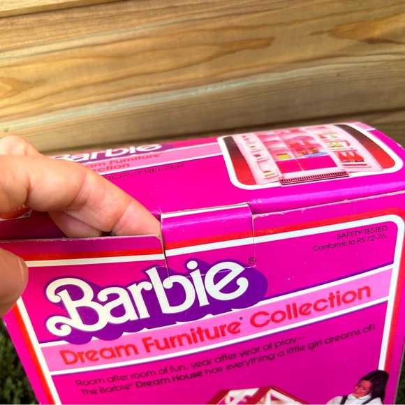 🔥VINTAGE 🔥RARE 🔥 BARBIE Refrigerator 1982 - Picture 4 of 7